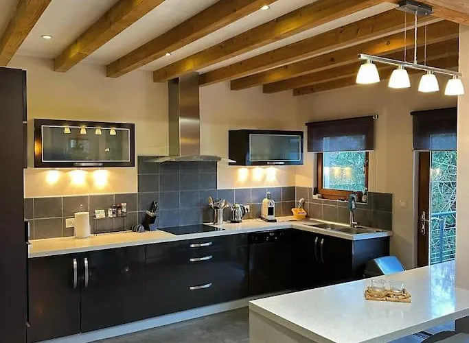 Les 2 Sapins - 10 Personnes - Lits Faits, Serviettes Et Menage Inclus